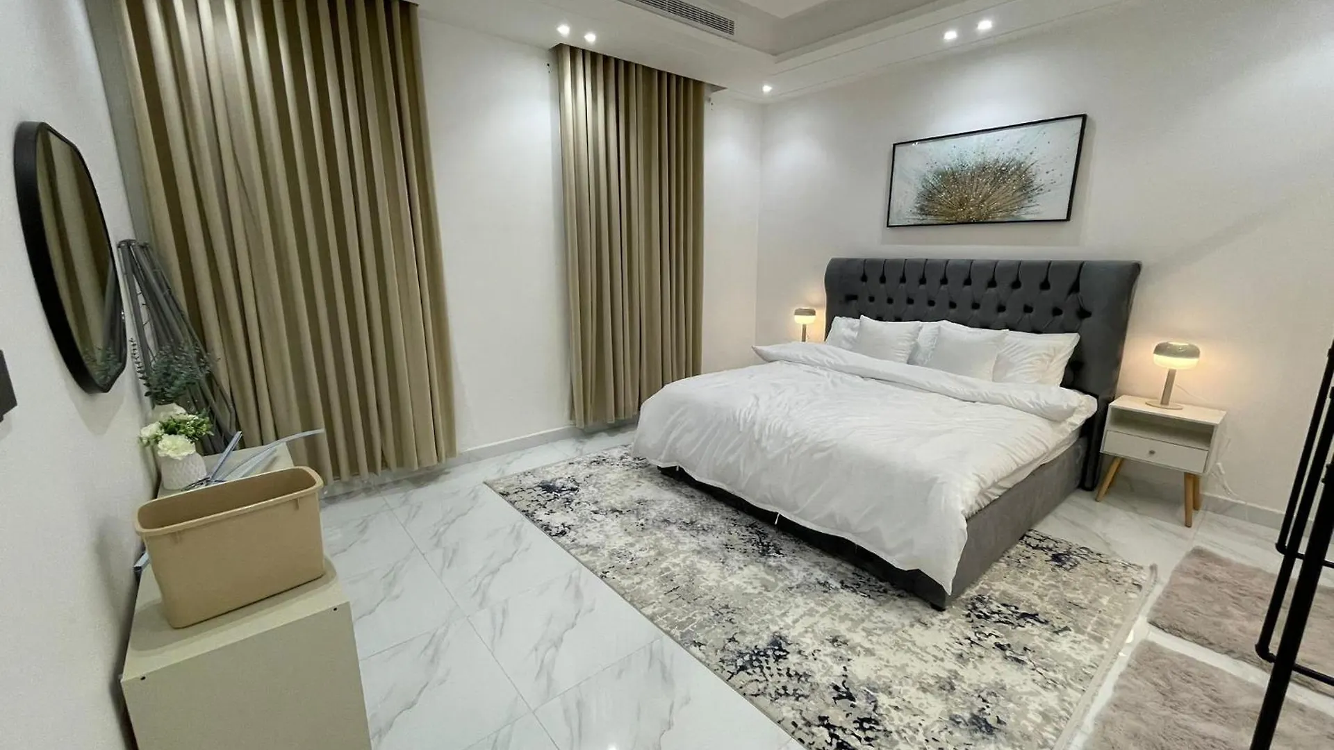Luxury Penthouse Rooftop Apartment With Private Garden Mecca